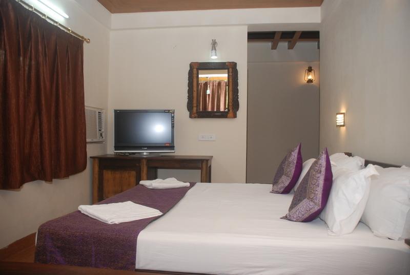 Royal Palace Beach Resort Calangute Room photo